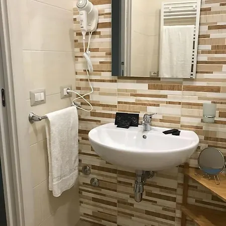 Le Tre Gemme 住宿加早餐酒店 4*